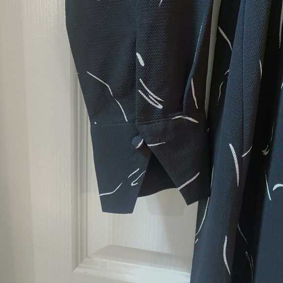 AWARE by Vero Moda black & white pattern dress, size M - Picture 4 of 8